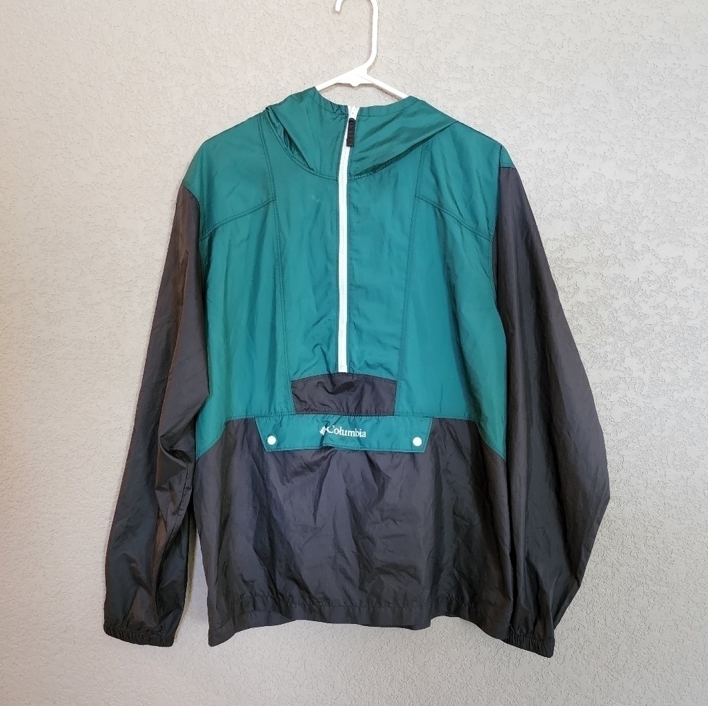 Columbia windbreaker size Medium green and black